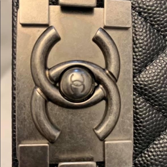 🌟❗️SOLD❗️CHANEL BOY CAVIAR🌟 - Picture 4 of 16